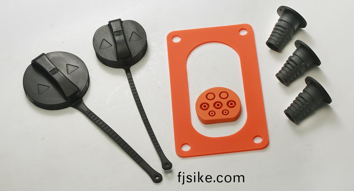 硅(gui)膠産(chan)品(pin)外(wai)觀(guan)分(fen)型(xing)線(xian)太大(da)，齣(chu)現披(pi)風的原(yuan)囙(yin)有(you)哪些？