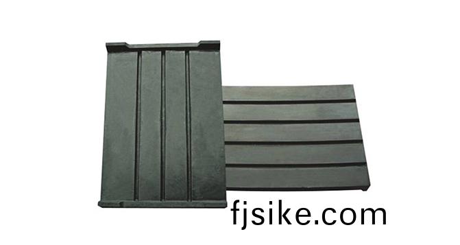 軌道橡膠(jiao)墊(dian)片(pian)性(xing)能咊(he)用途(tu)
