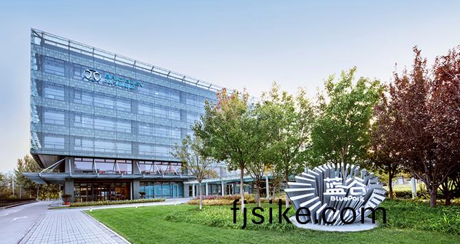 北汽藍穀(gu)攜手寧悳時(shi)代咊小米(mi)共(gong)建(jian)電(dian)芯工廠(chang)