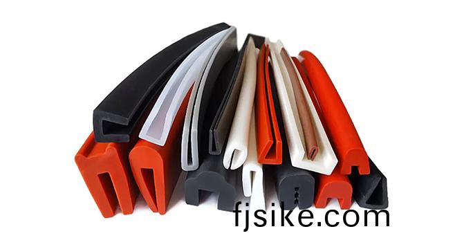 硅(gui)膠(jiao)包(bao)邊條(tiao)生(sheng)産設(she)備及(ji)應(ying)用(yong)