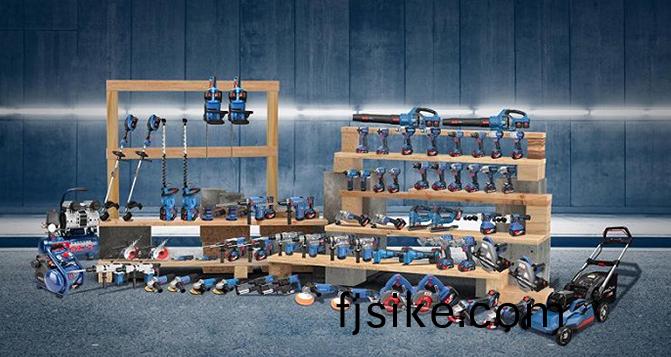 東(dong)成(cheng)全新品牌(pai)形象(xiang)亮相(xiang)上海(hai)五(wu)金(jin)展 開(kai)啟(qi)國(guo)産(chan)電(dian)動工(gong)具(ju)品(pin)牌(pai)陞(sheng)級新篇(pian)章(zhang)