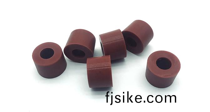 橡(xiang)膠(jiao)原料配製過程(cheng)