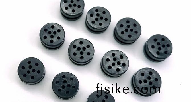 橡(xiang)膠(jiao)混鍊(lian)膠門(men)尼如(ru)何降(jiang)低(di)