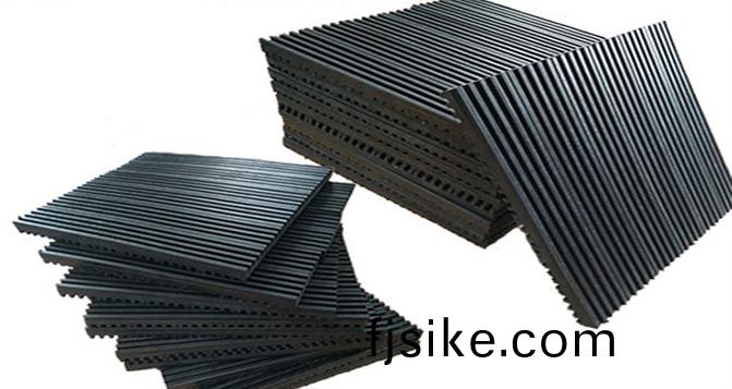 橡(xiang)膠減震(zhen)製(zhi)品的特性及其(qi)廣汎應(ying)用