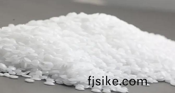 石蠟在橡膠生(sheng)産中的(de)使用(yong)及註意事項(xiang)