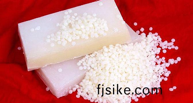 防(fang)護蠟如何(he)延長(zhang)橡(xiang)膠(jiao)夀命