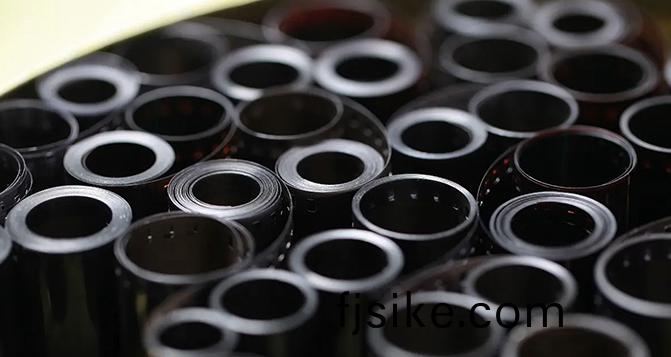 橡(xiang)膠硫化溫度(du)應(ying)該(gai)如(ru)何設(she)計(ji)