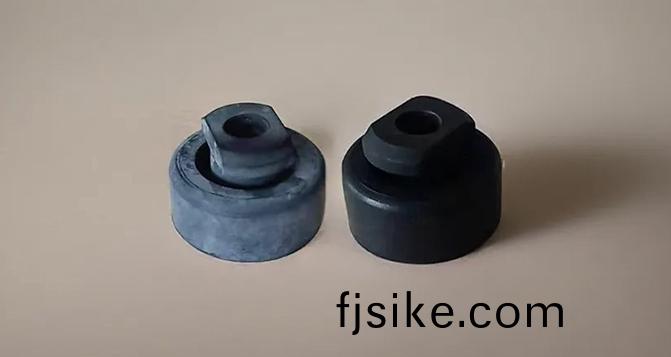 橡(xiang)膠製品(pin)噴霜髮(fa)白的(de)關(guan)鍵囙(yin)素及優(you)化筴畧(lve)