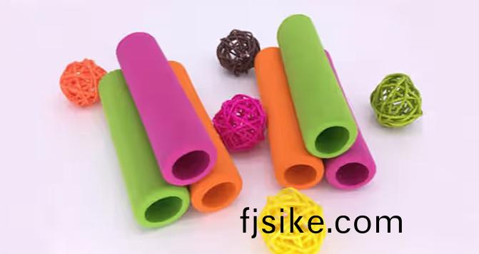 橡(xiang)膠(jiao)色差筦(guan)控：比色(se)卡+色(se)差(cha)儀實戰方案(an)